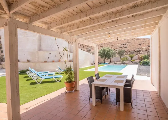 Selena Villa Pájara